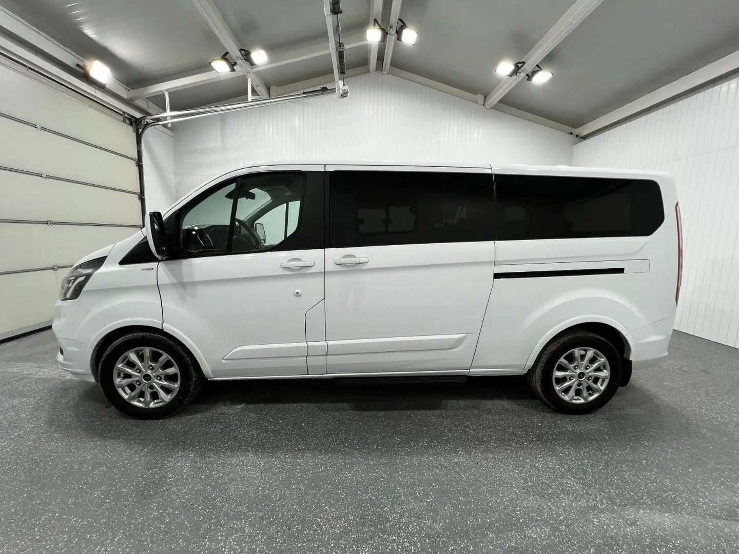 Ford Tourneo Custom TOURNEO CUSTOM ECOBLUE L2 8SITZ AUT |2xSTÜR|AHK Weiß - 2