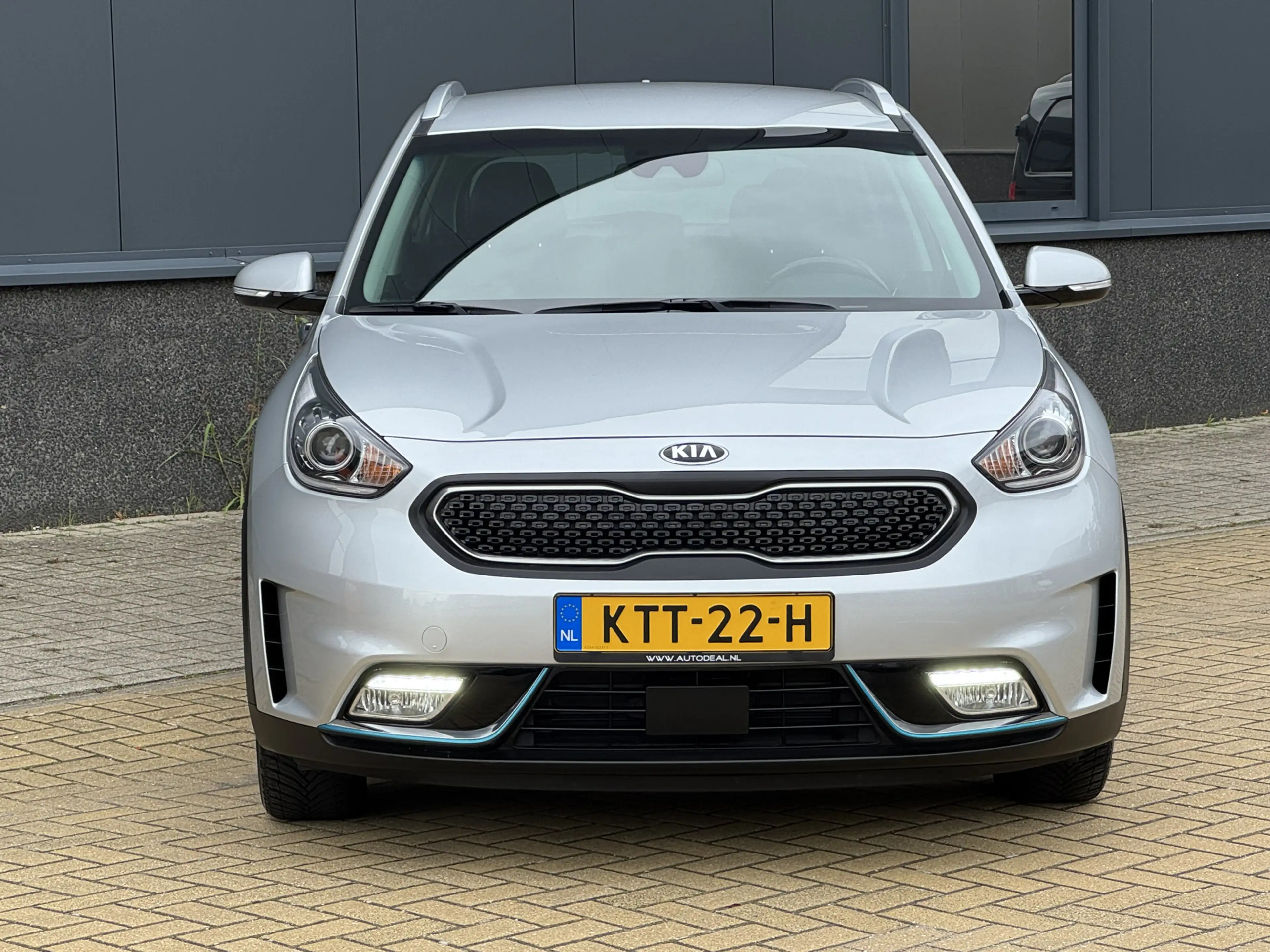 Kia Niro 1.6 GDi PHEV DynamicLine Aut — photo 2