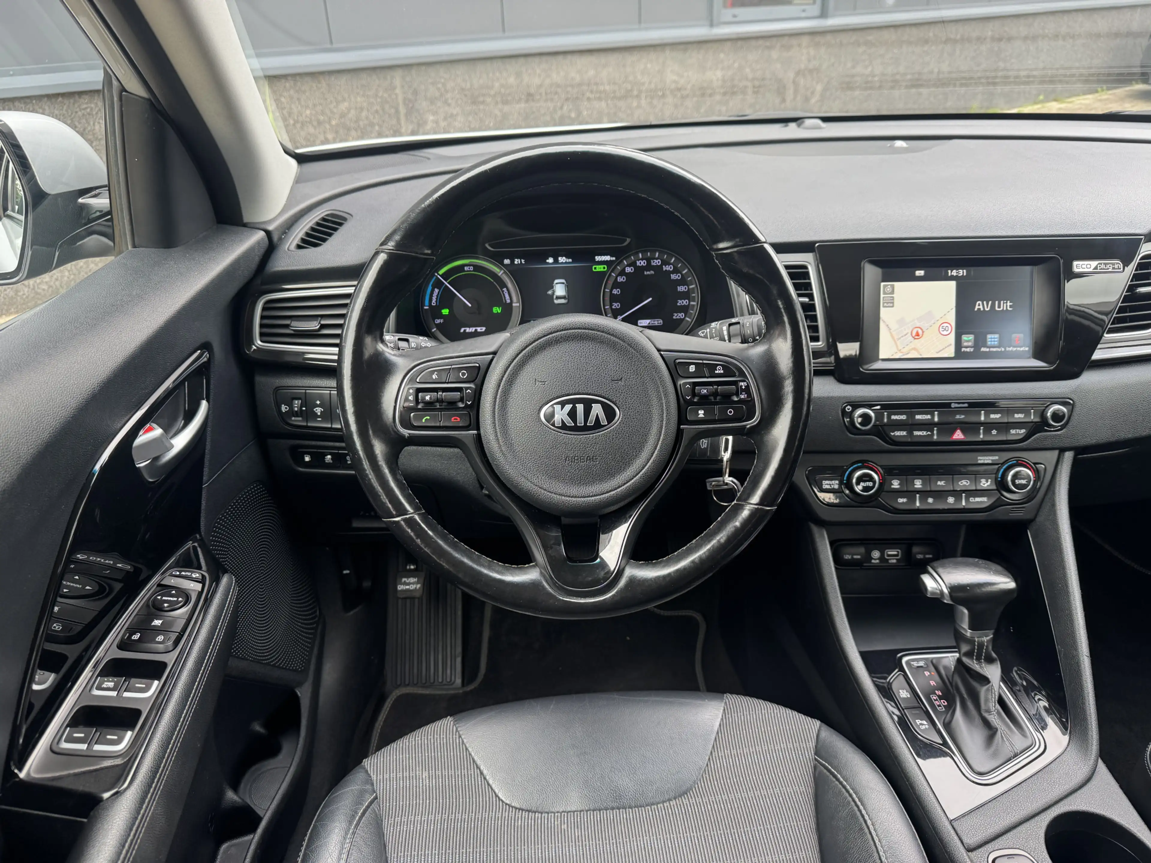 Kia Niro 1.6 GDi PHEV DynamicLine Aut — photo 6