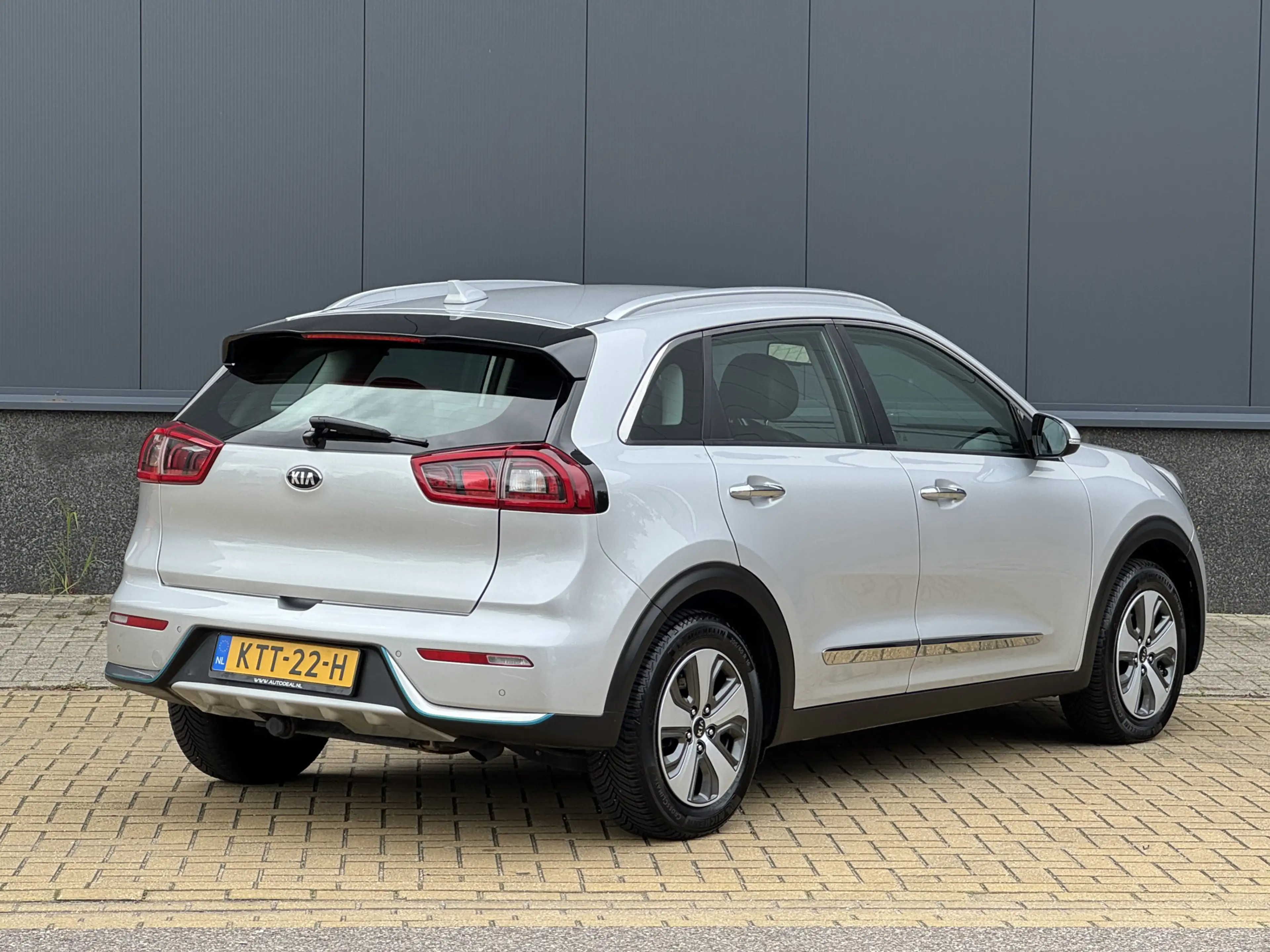 Kia Niro 1.6 GDi PHEV DynamicLine Aut — photo 5