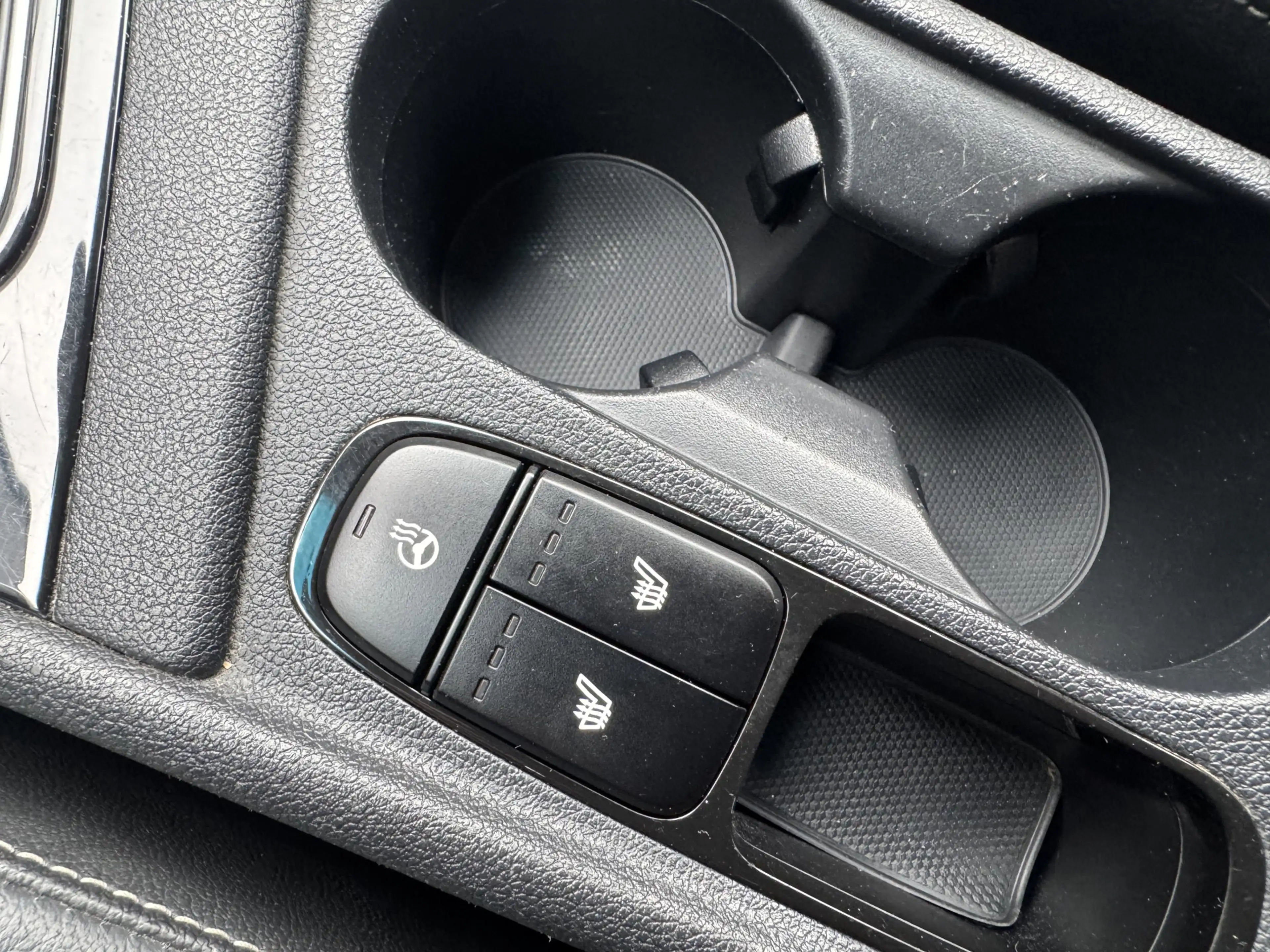 Kia Niro 1.6 GDi PHEV DynamicLine Aut — photo 18