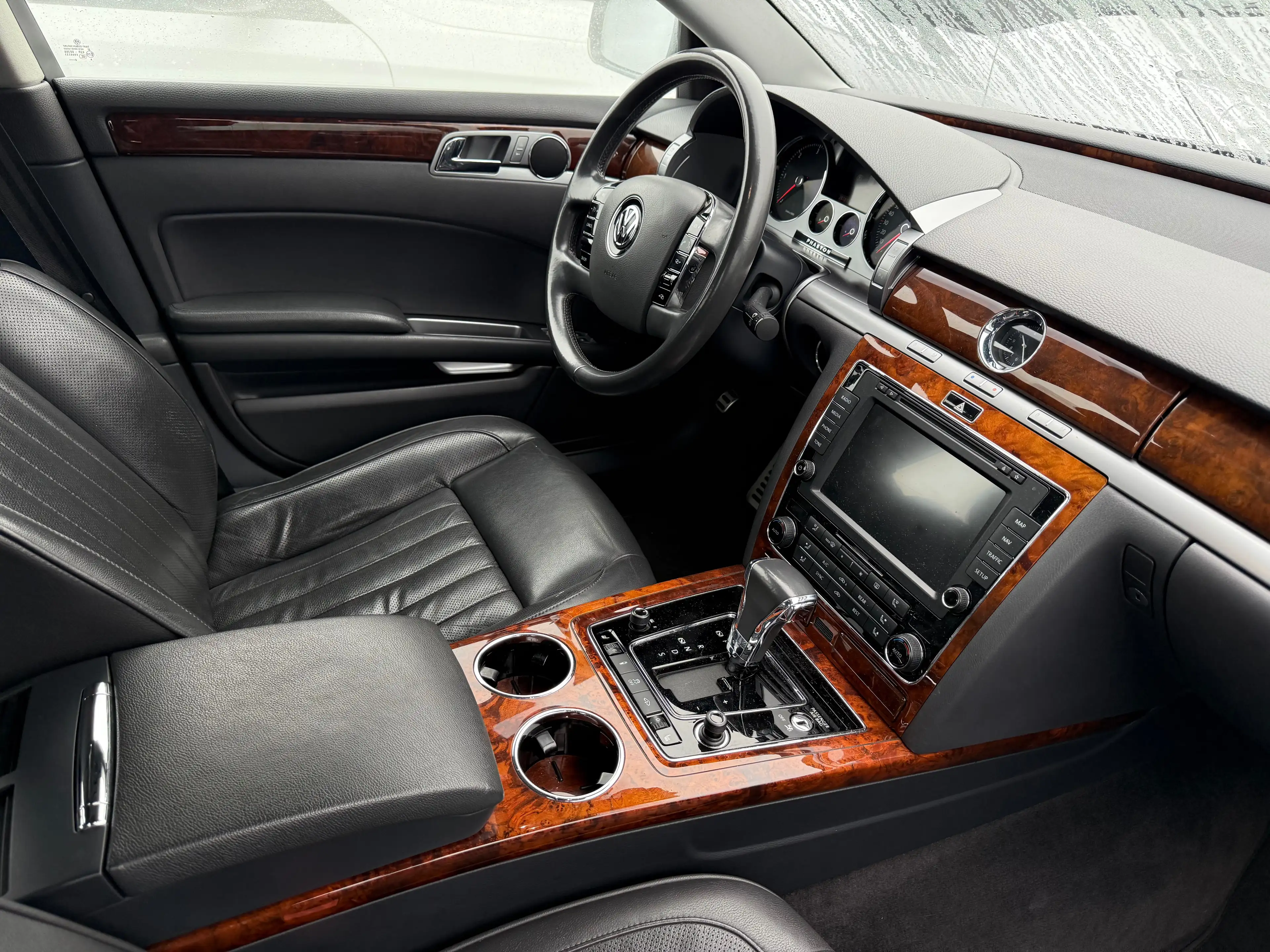 Volkswagen Phaeton PHAETON 3.0 V6 TDI 4MOTION LANG,XENON,NAVI,LEDER — photo 4
