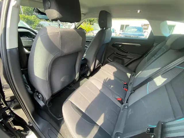 Land Rover Range Rover Evoque view 9