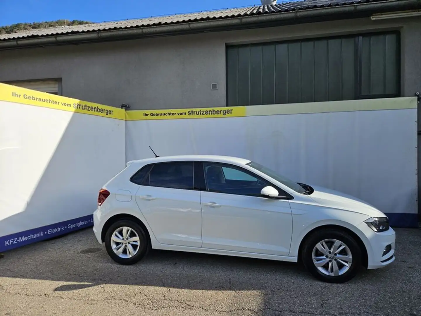 Volkswagen Polo Comfortline 1,6 TDI 95 PS APP Tempomat Weiß - 1