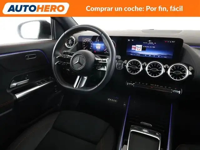 Mercedes-Benz Gla Class view 14