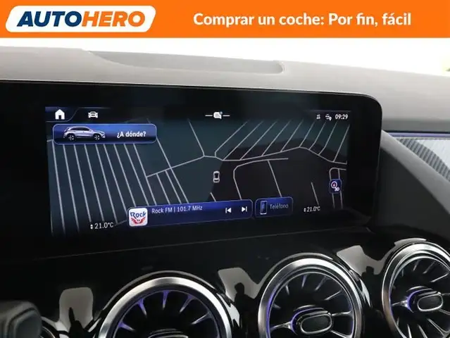 Mercedes-Benz Gla Class view 23