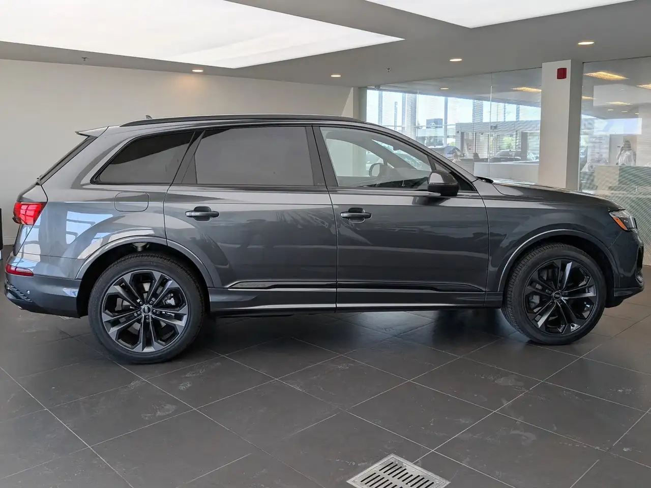 Audi Q7 снимка Audi Q7