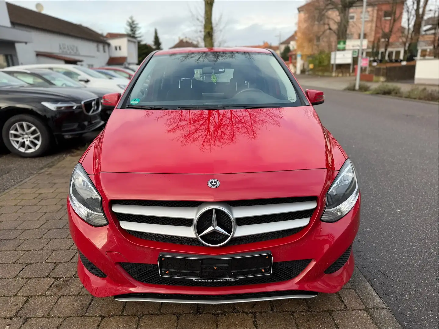 Mercedes-Benz B 200 Navi Automatik 1. Hand Rood - 2