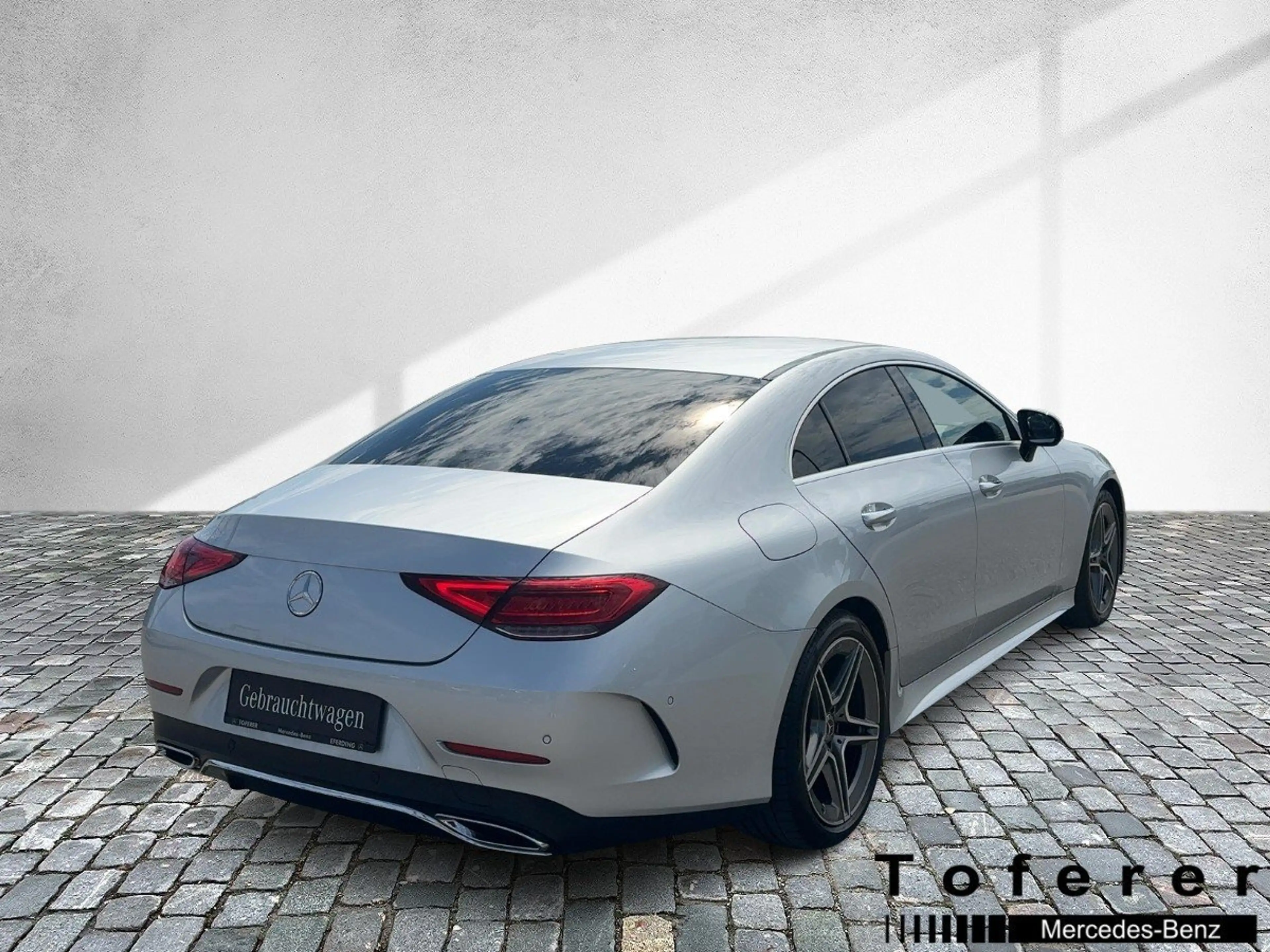 Mercedes-Benz CLS 300 d Coupé RKam Klima Shz Ambi AMG Navi — photo 4
