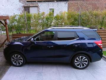 Grand Tivoli 1.5 T-GDI 2WD Sapphire (EU6d)