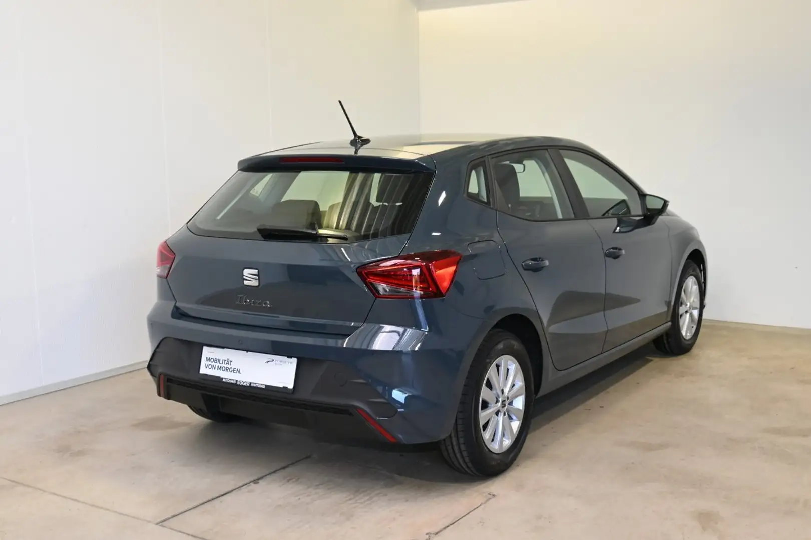 SEAT Ibiza Reference 1.0 TSI 95PS Blau - 2