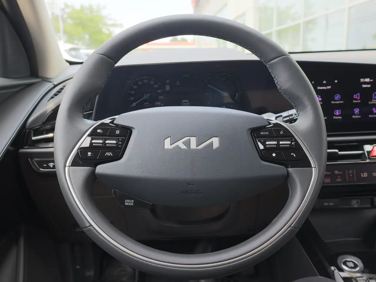 Kia Niro снимка Kia Niro