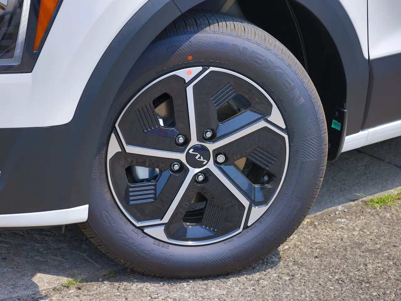 Kia Niro снимка Kia Niro