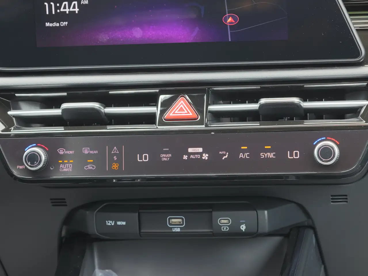 Kia Niro снимка Kia Niro
