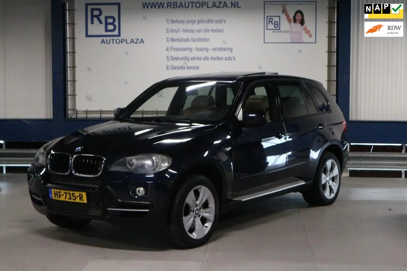 BMW X5 XDrive48i / Pano / Stoel koeling / TV+DVD / V8 / Y Bleu - 1