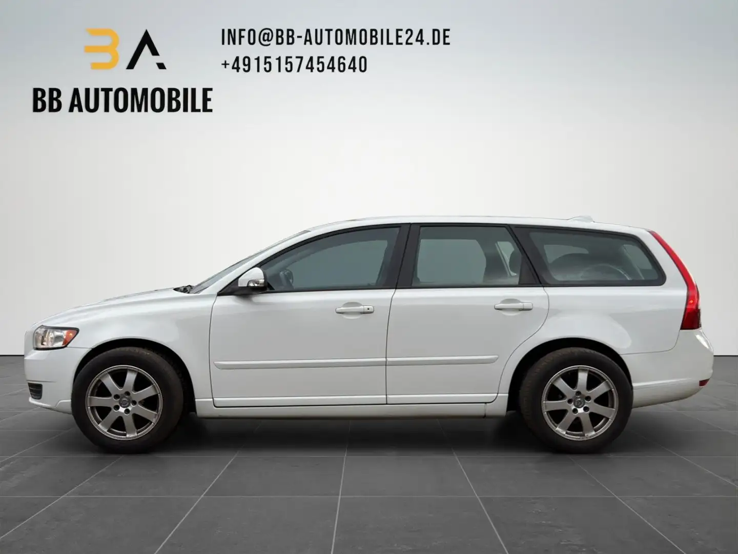 Volvo V50 Kombi 2.0 Kinetic 1.HAND KLIMA *TÜV 10/2027 Weiß - 2