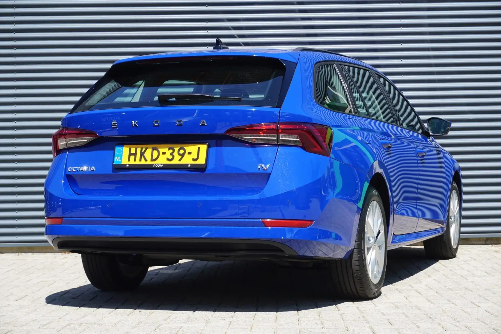 Skoda Octavia Combi 1.4 TSI 204pk iV PHEV Business Edition | SoH Blauw - 2