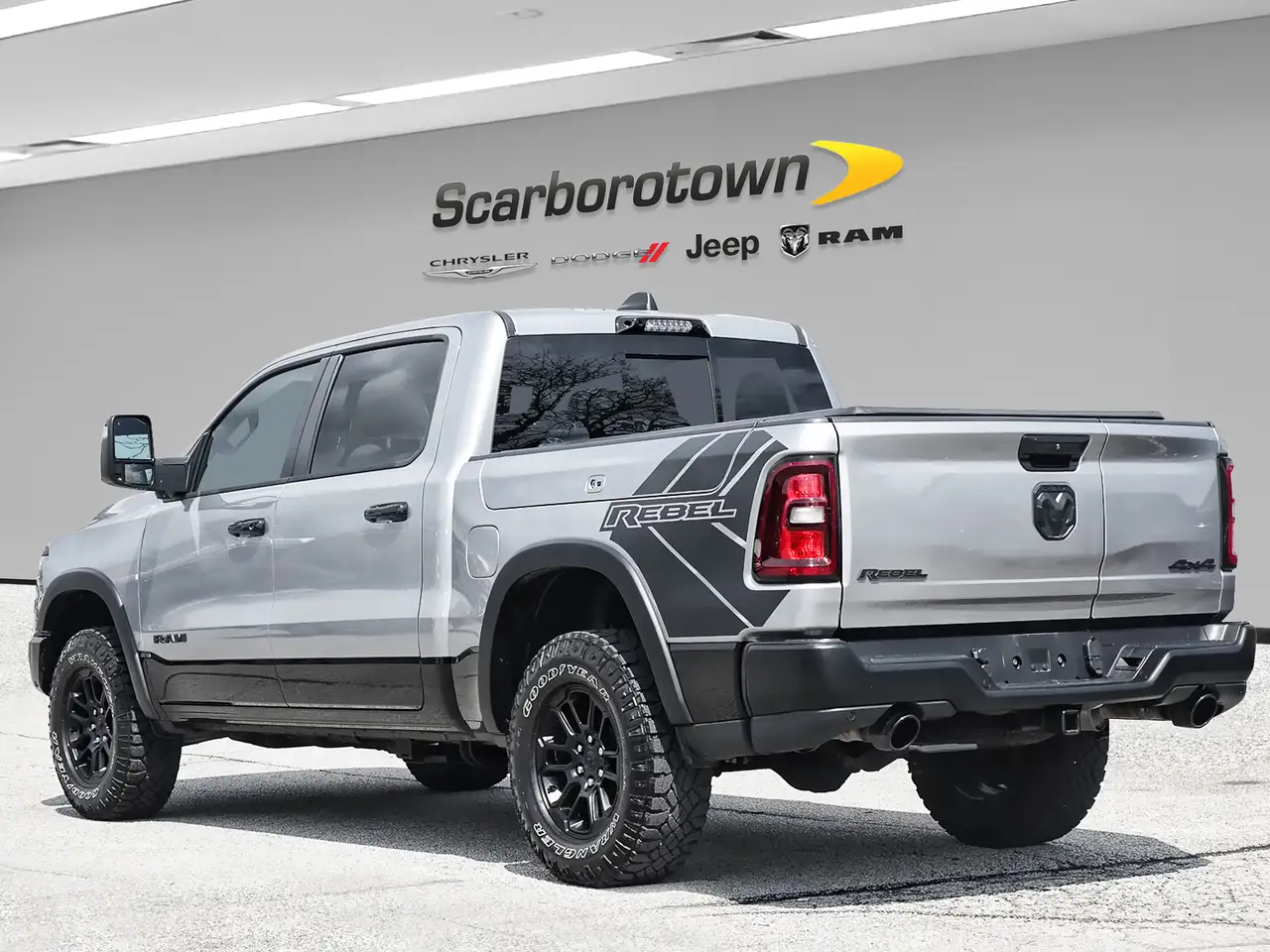 RAM 1500 снимка RAM 1500