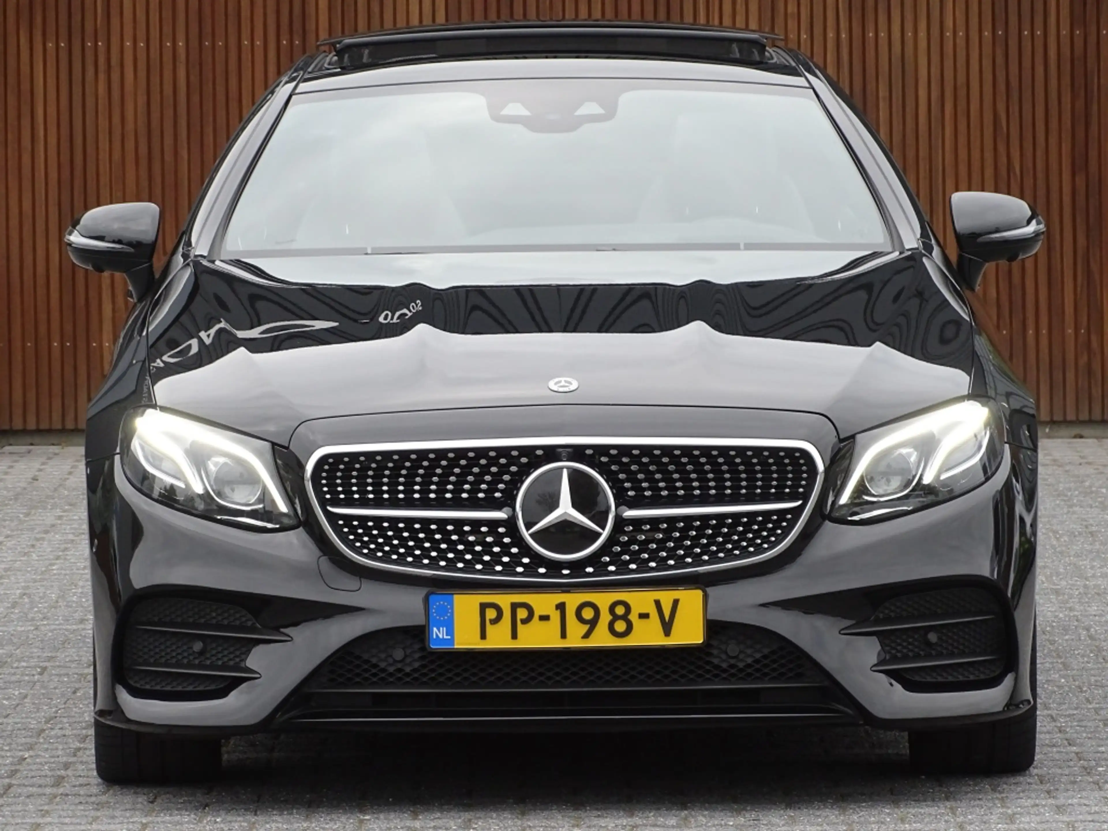 Mercedes-Benz E 400 Coupé 4 Matic 334PK AMG Edition 1 / Burmester *NAP — photo 8
