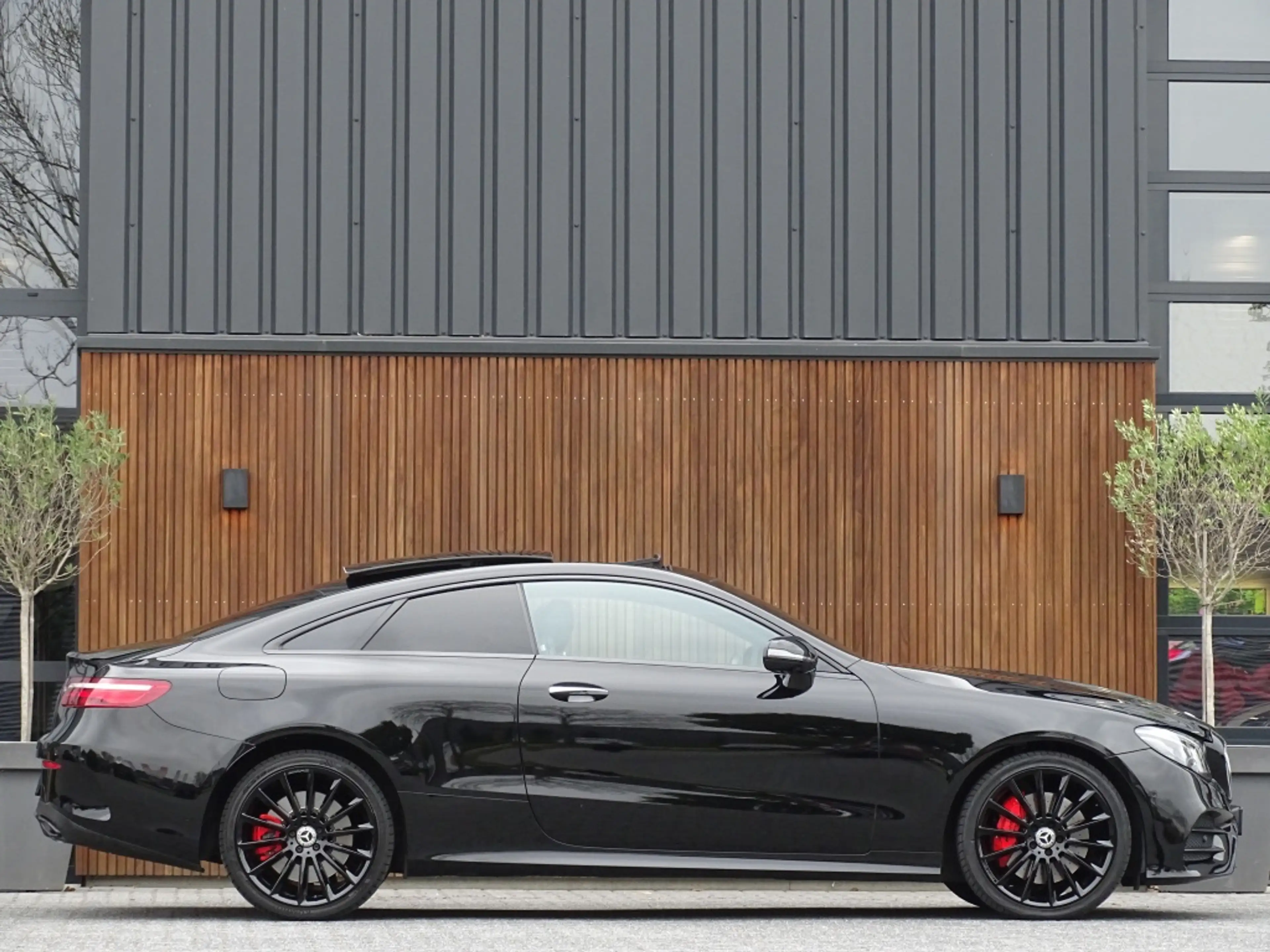 Mercedes-Benz E 400 Coupé 4 Matic 334PK AMG Edition 1 / Burmester *NAP — photo 3