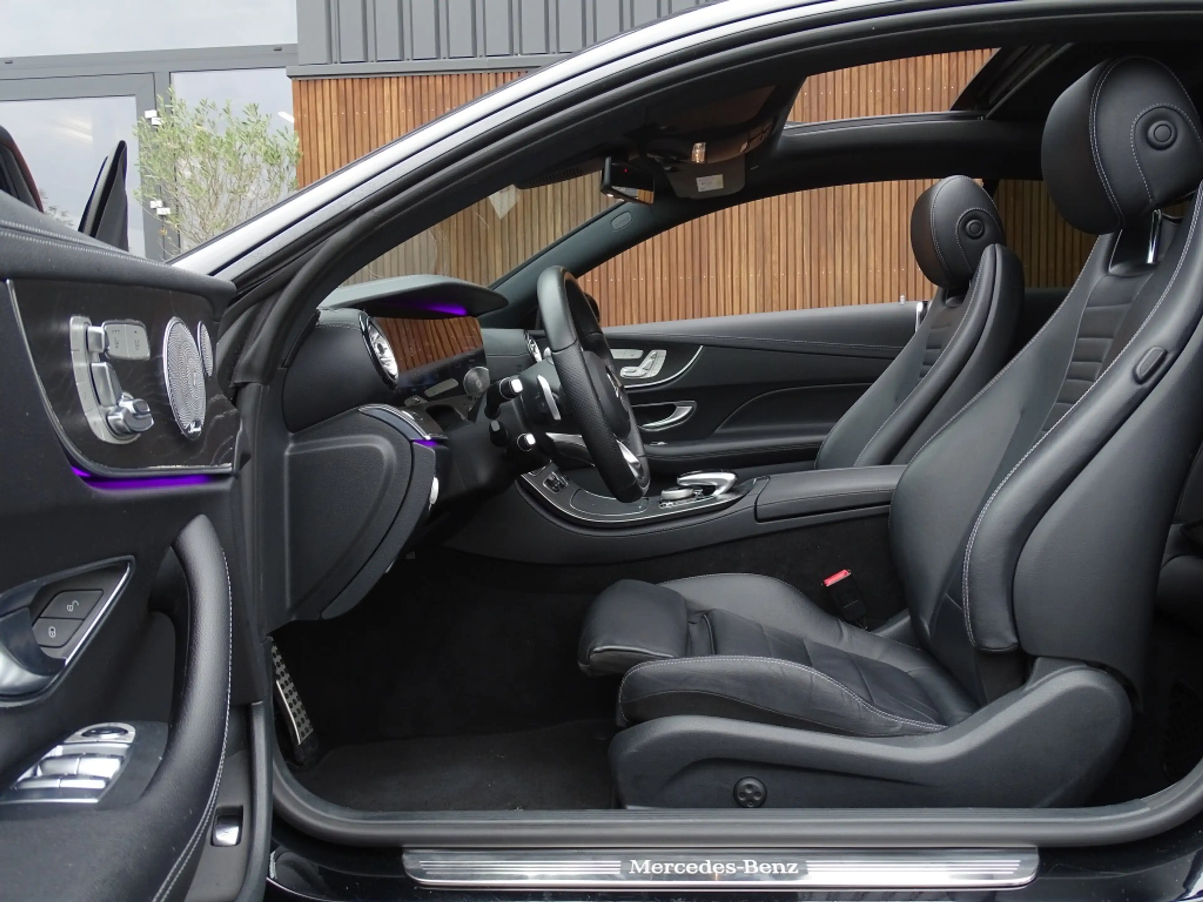 Mercedes-Benz E 400 Coupé 4 Matic 334PK AMG Edition 1 / Burmester *NAP — photo 11