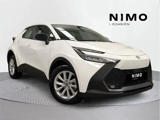 Toyota C-HR Business Plug-in Hybrid 220