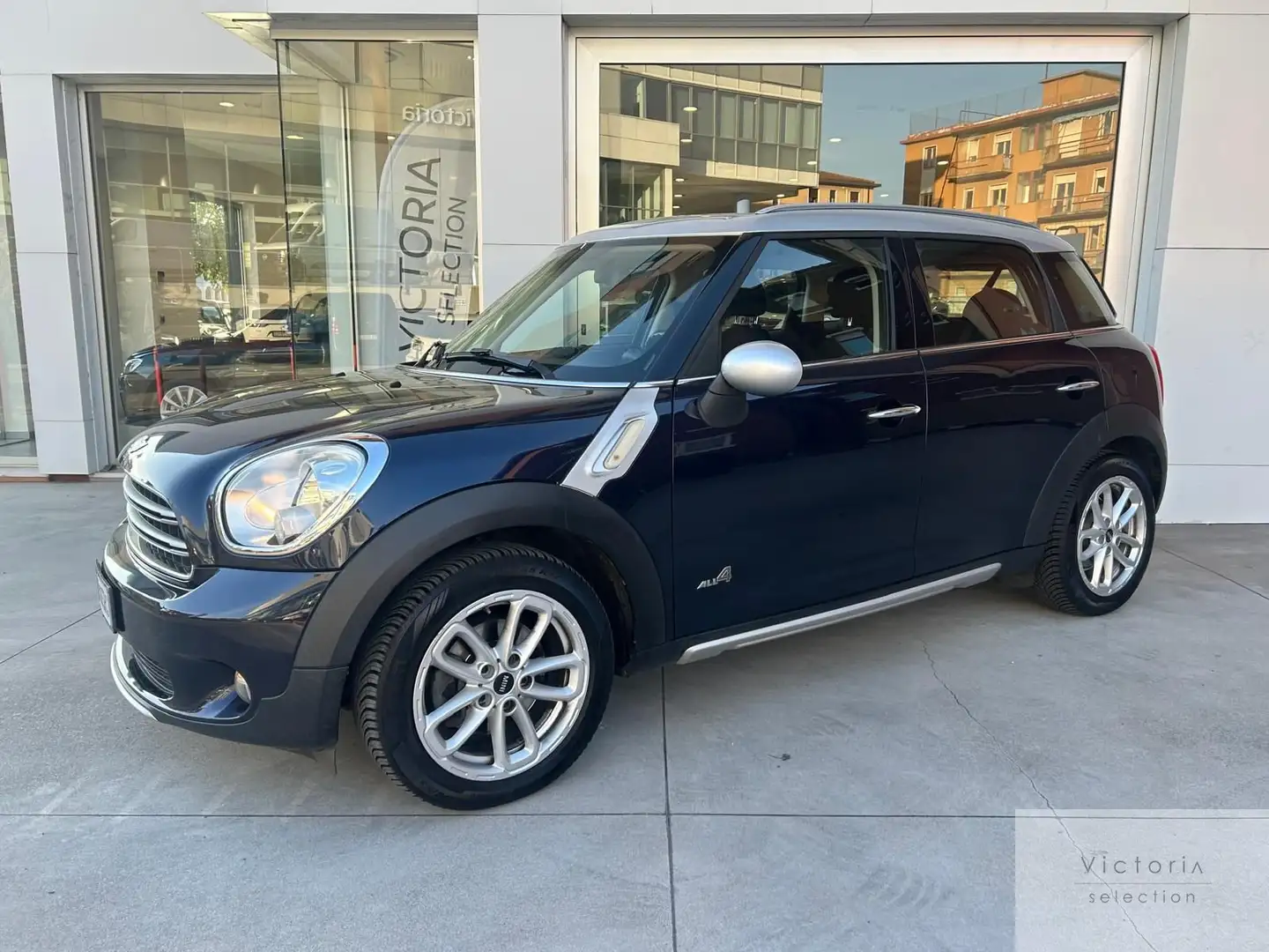 MINI Cooper D Countryman COUNTRYMAN 1.6 D ALL4 C.AUTOMATICO NEOPATENTATI Blauw - 1