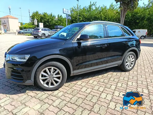 Audi Q3 2.0 tdi Business 120cv