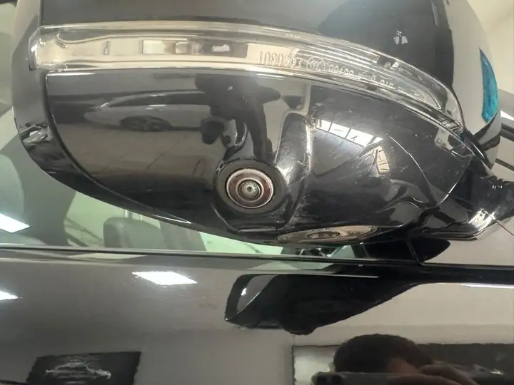 Land Rover Discovery 2023, foto 47