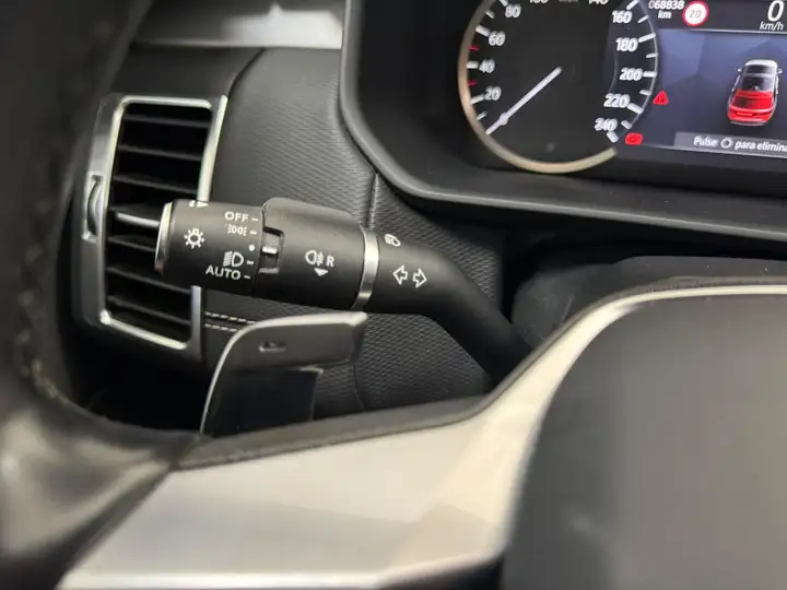 Land Rover Discovery 2023, foto 15
