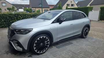 EQE SUV 350+ AIRMATIC AMG HUD Dig Light Burmester Full opt