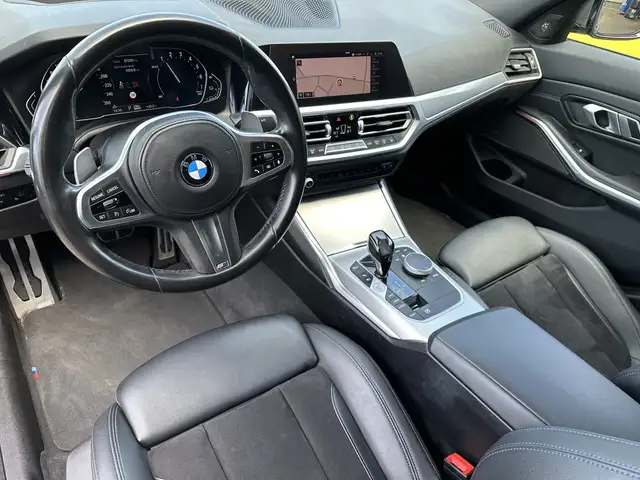 BMW 3 Series view 7
