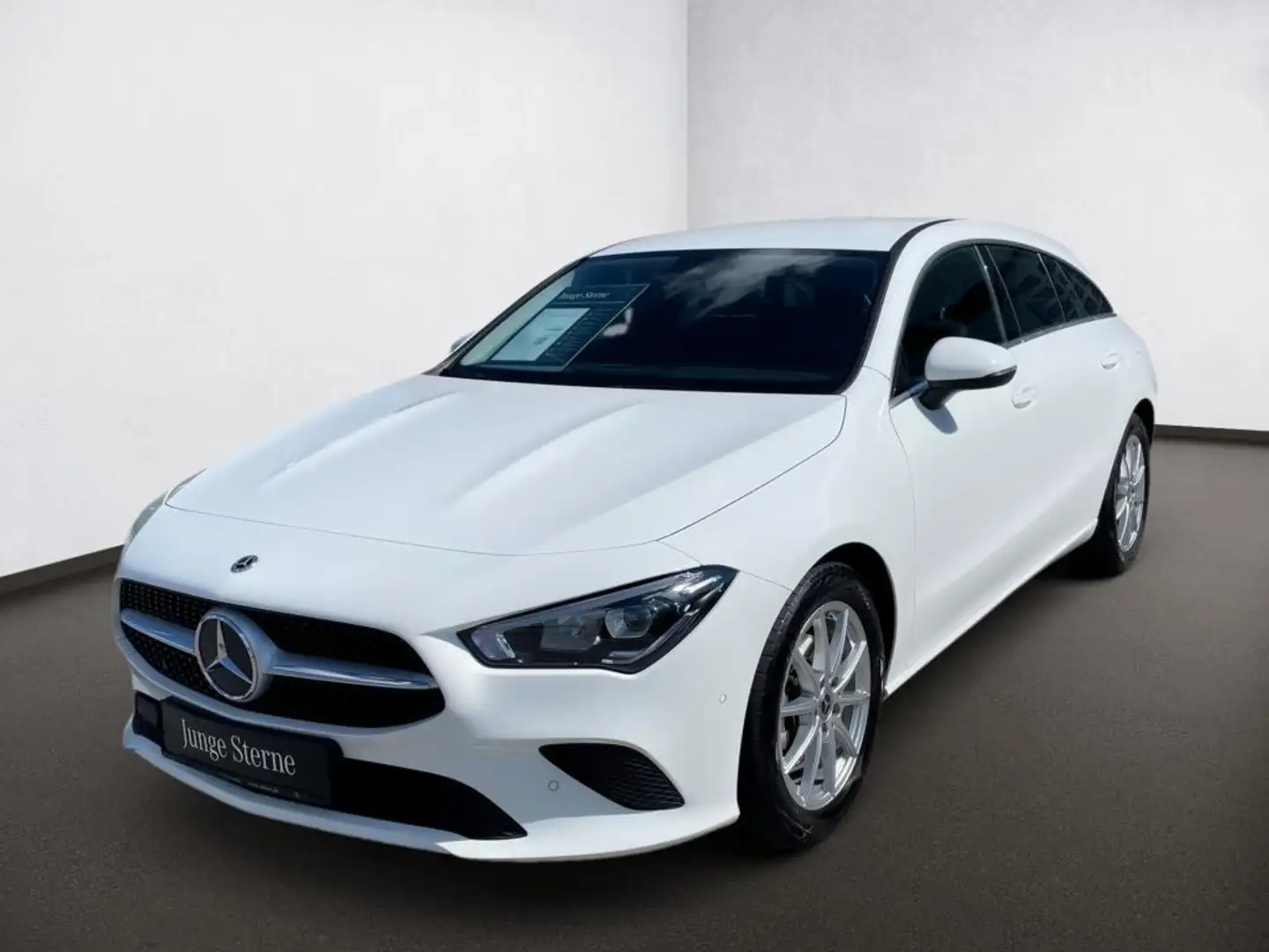 Mercedes-Benz CLA 180 d Shooting Brake NAVI*AMBI*MBUX*LED*DAB Blanc - 2