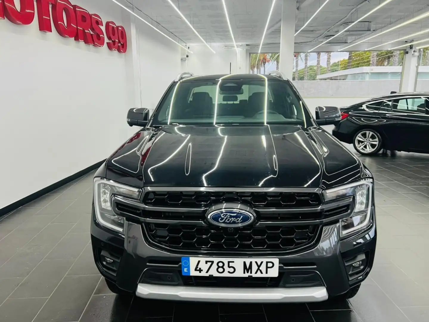 Ford Ranger Doble Cabina 3.0EcoBlue V6 S&S Wildtrak Aut Negro - 2