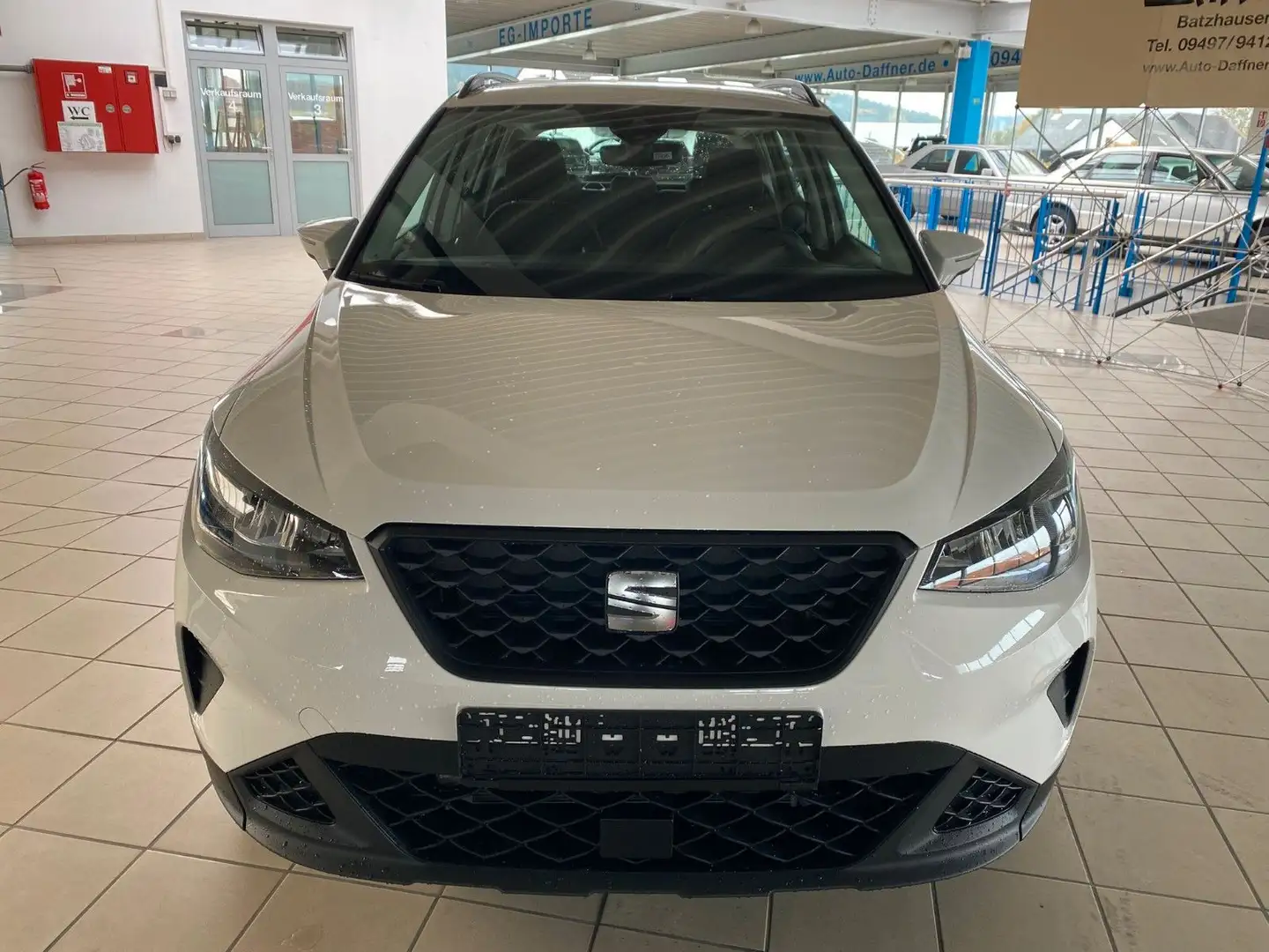 SEAT Arona TSi DSG Style/ALU/DAB/SZHZG/PDC Weiß - 2