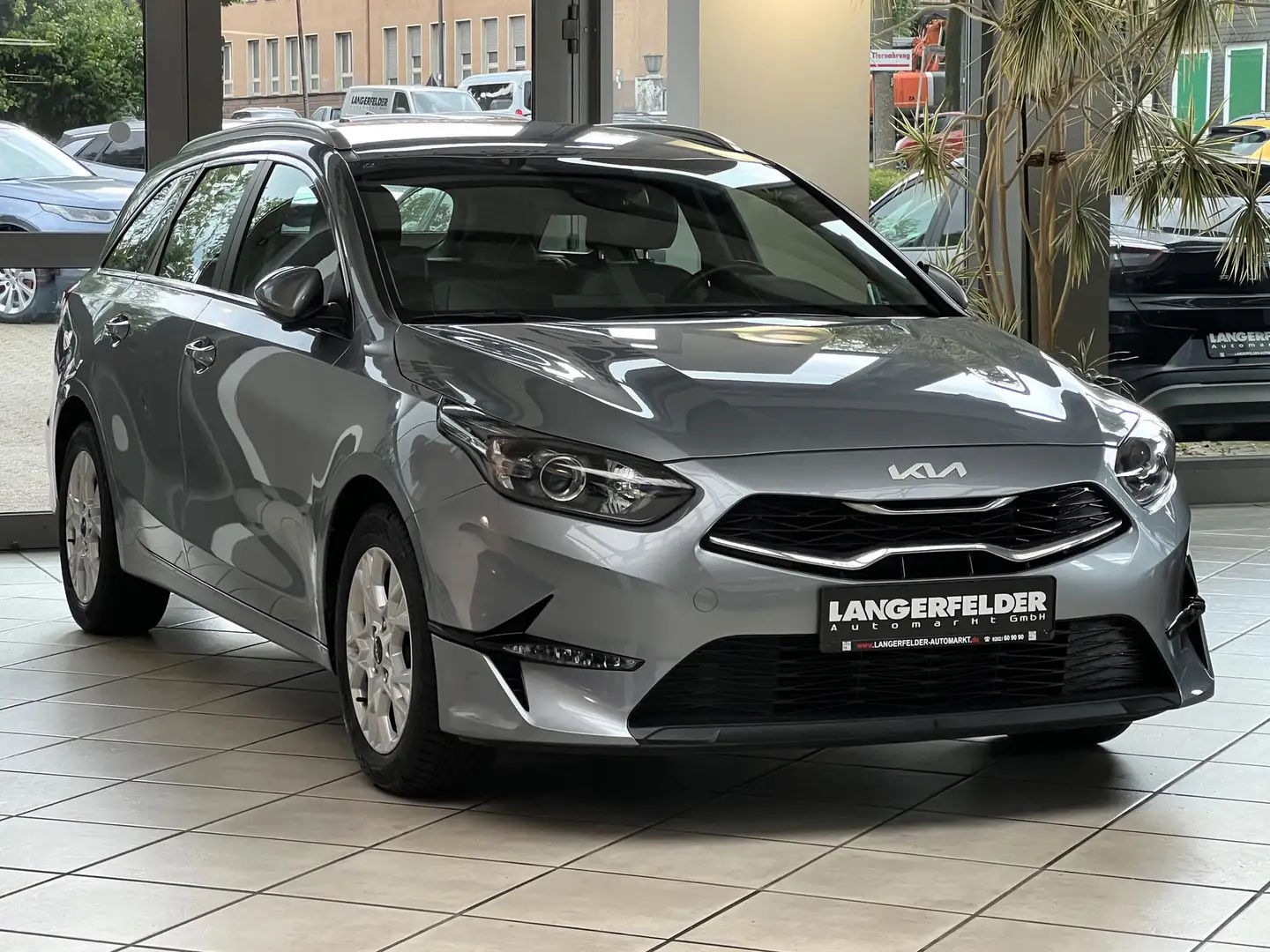 Kia Ceed SW / cee'd SW Ceed Sportswagon SW PULSE NAVI CARPLAY KAMERA Argent - 1