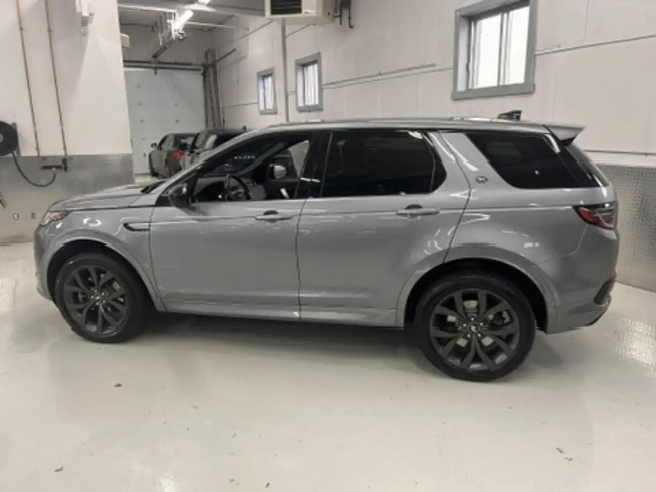 Land Rover Discovery Sport снимка Land Rover Discovery Sport