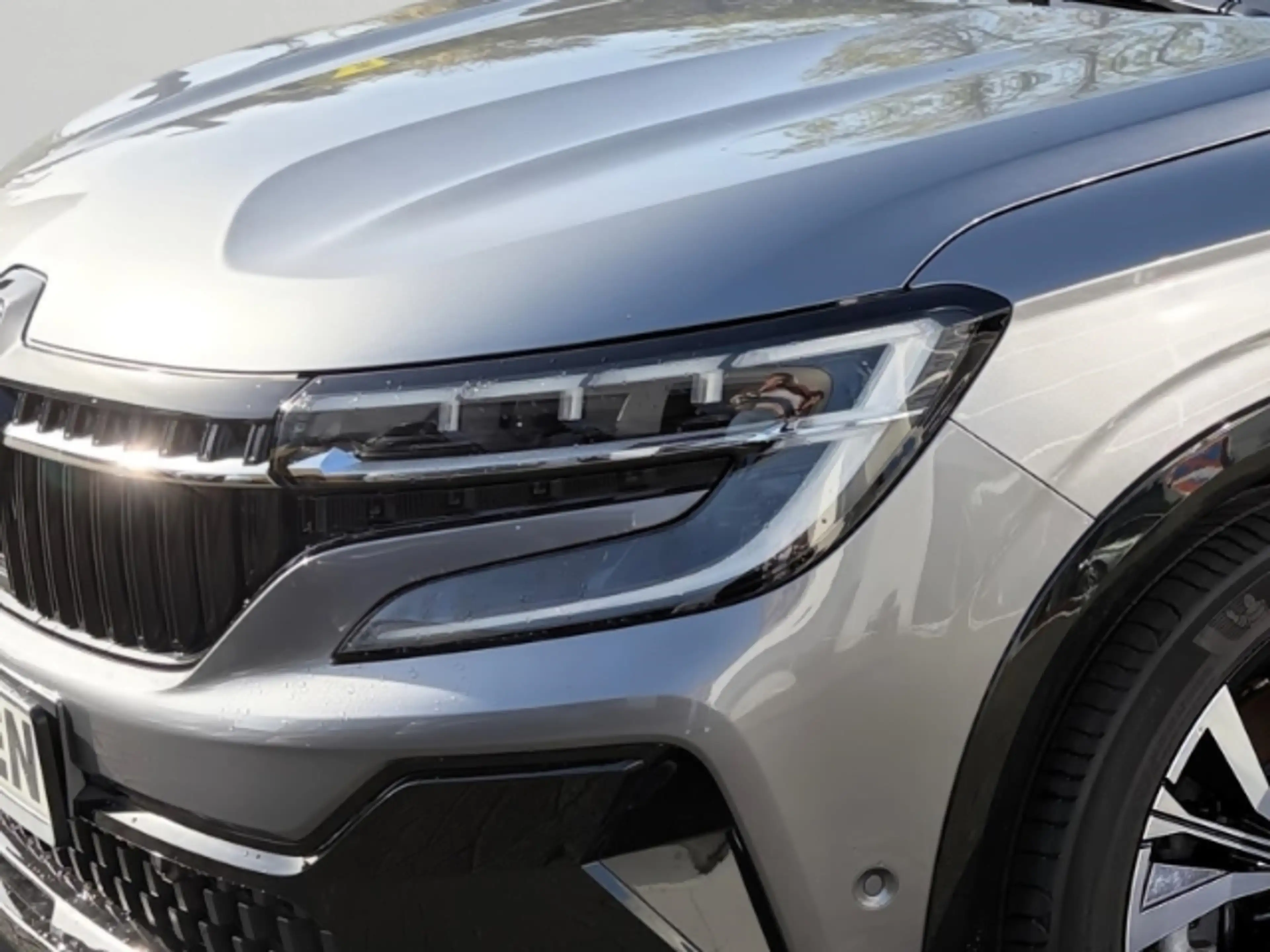 Renault Espace 1.2 Full-Hybrid Iconic 7-Sitzer,Trittstufen — photo 5