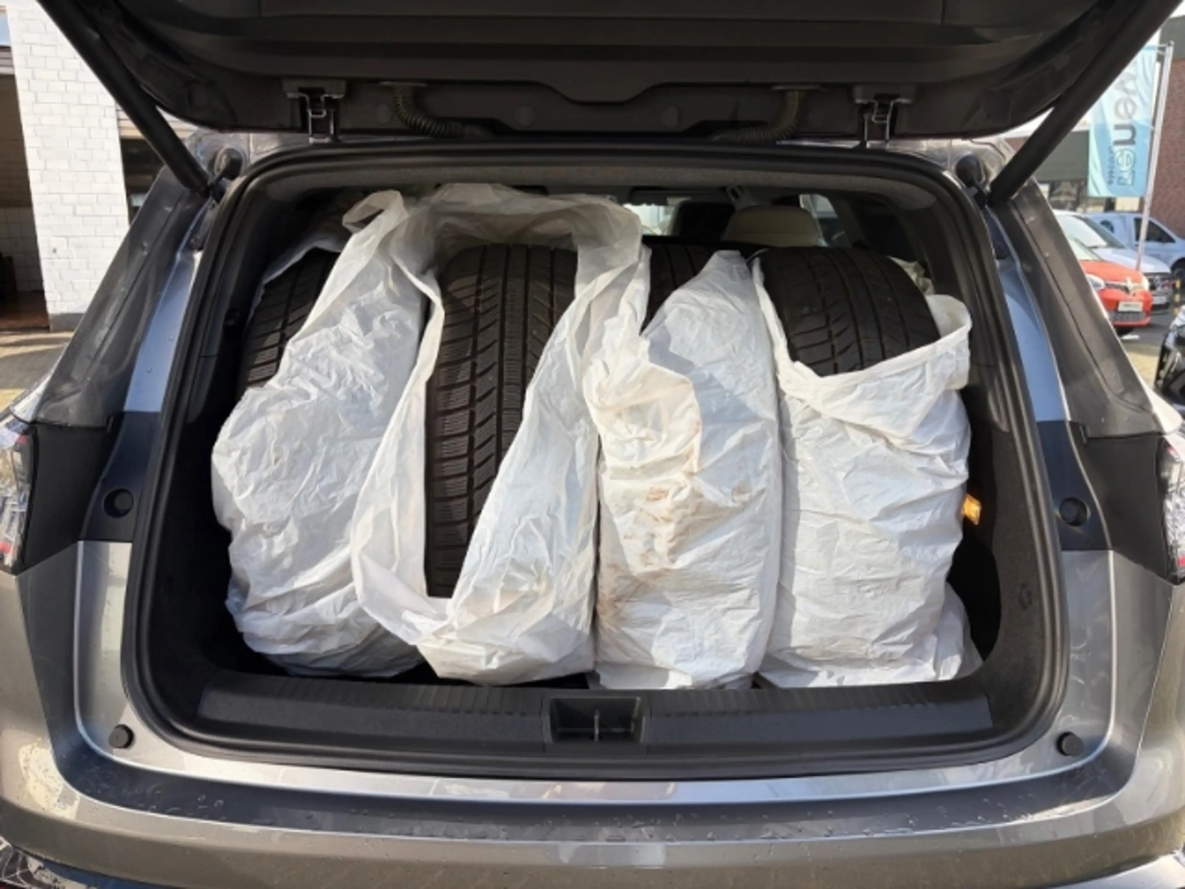 Renault Espace 1.2 Full-Hybrid Iconic 7-Sitzer,Trittstufen — photo 12