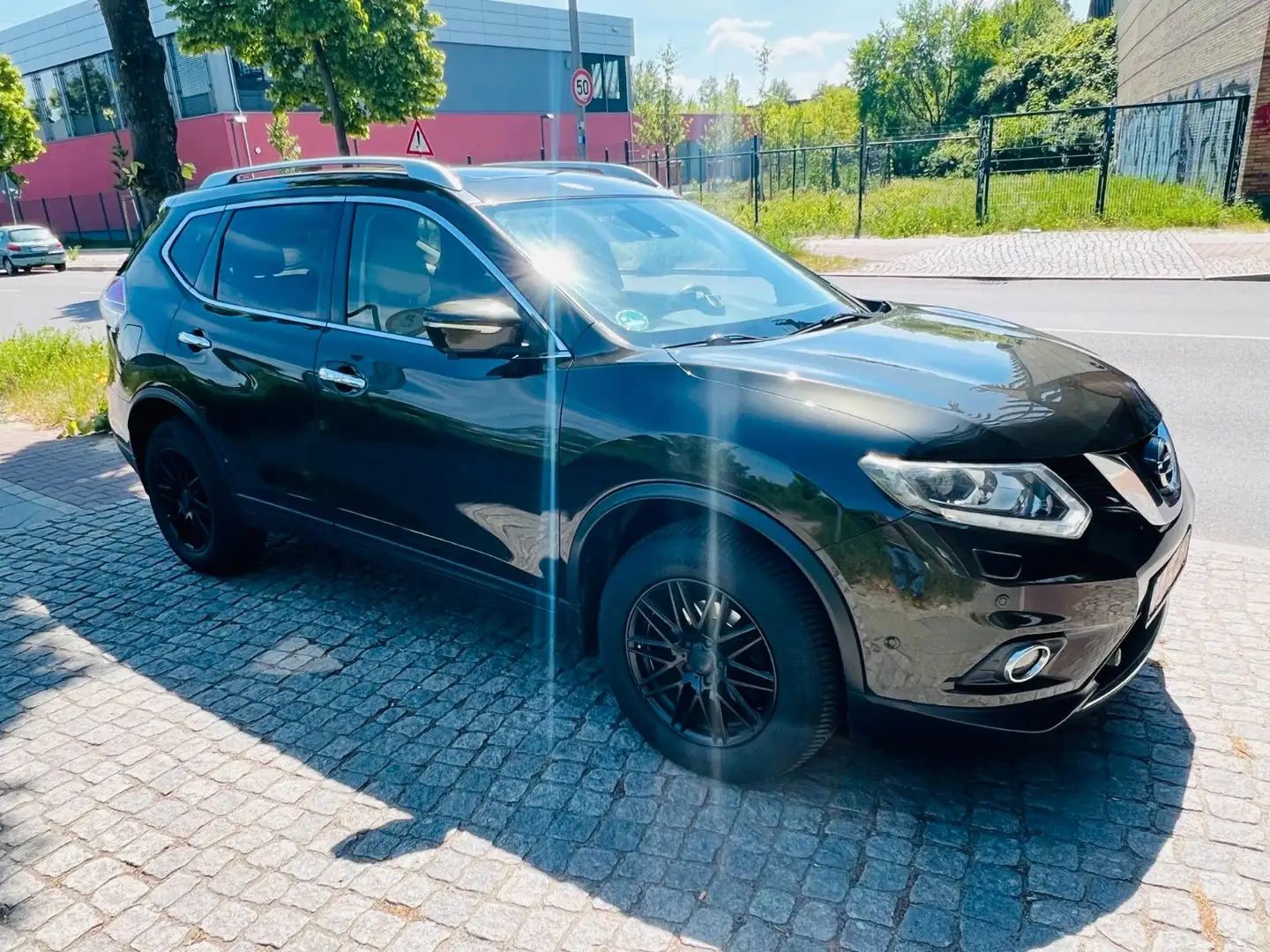 Nissan X-Trail 360° Зелений - 2