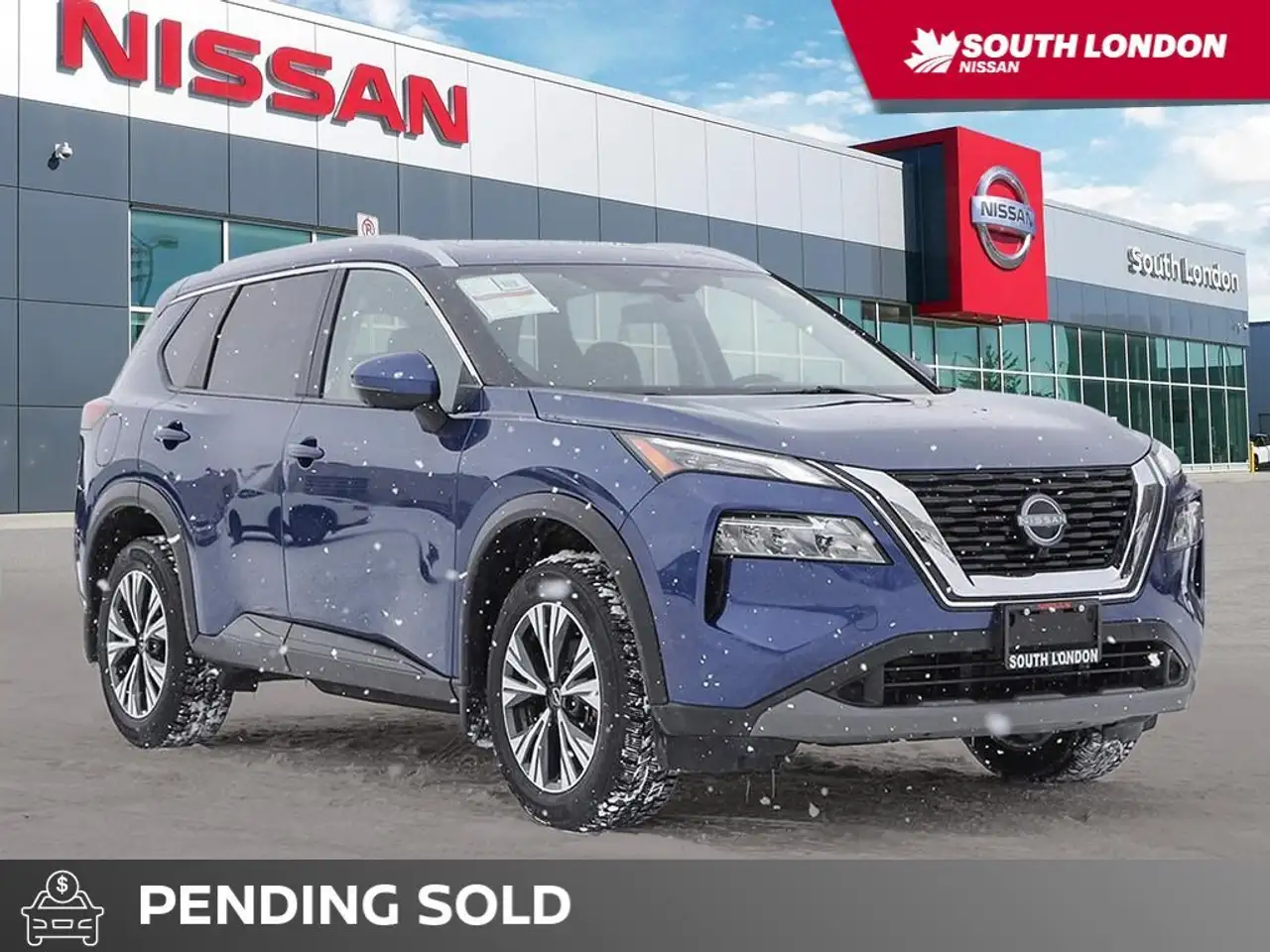 2023 Nissan Rogue SV — photo 1