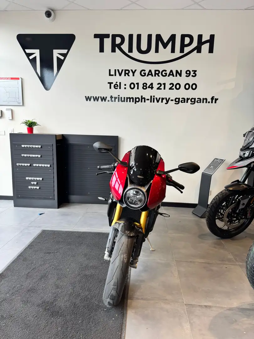 Triumph Speed Triple 1200 RR - 1