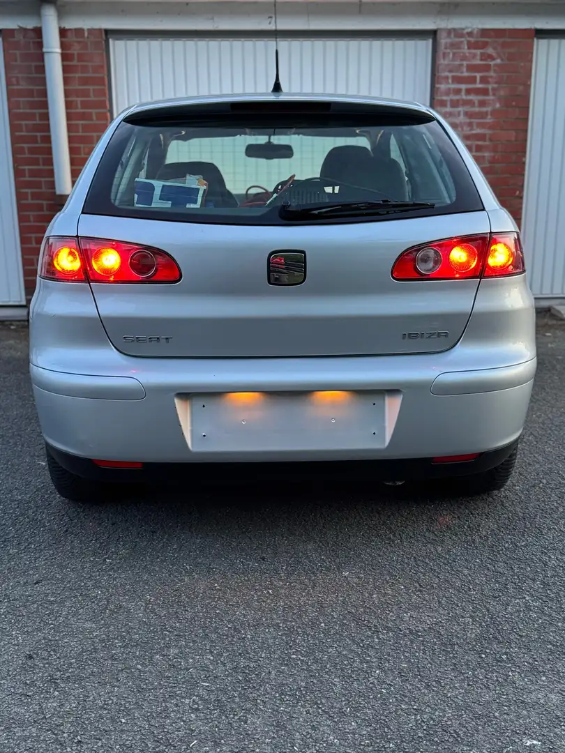 SEAT Ibiza 1.4 16V Automatik Reference - 2