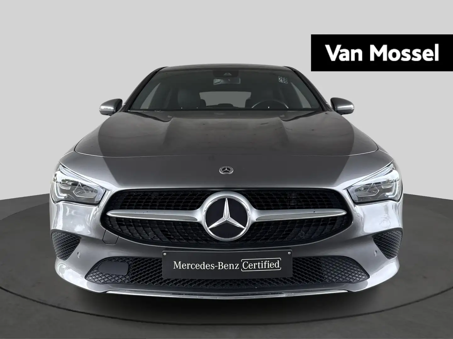Mercedes-Benz CLA 180 d Shooting Brake + LED + PARKEERSENSOREN + CAMERA Gris - 2