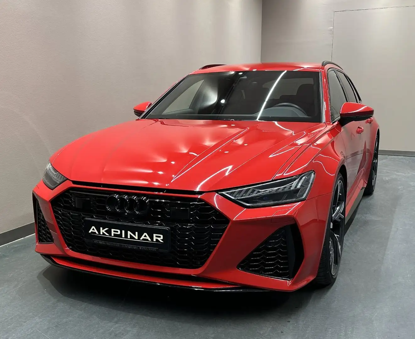 Audi RS6 Avant 4.0 TFSI quattro *1. HAND*B&O*KERAMIK* Rot - 2