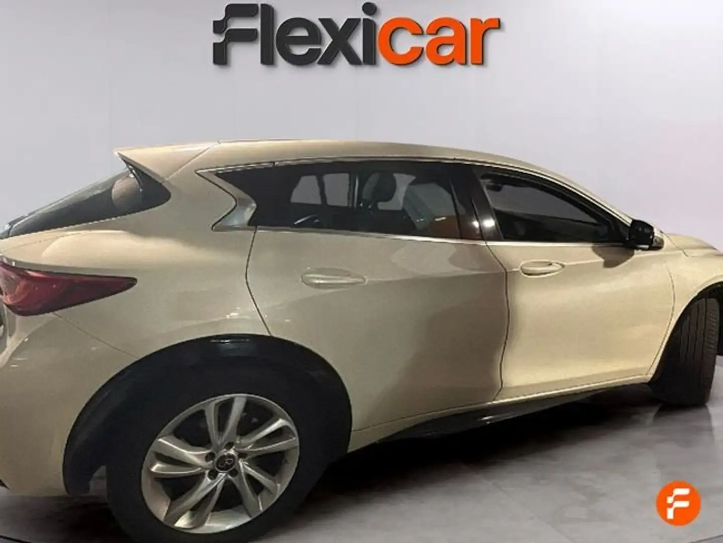 Infiniti Q30 1.6T 90kW (122CV) Blanco - 2