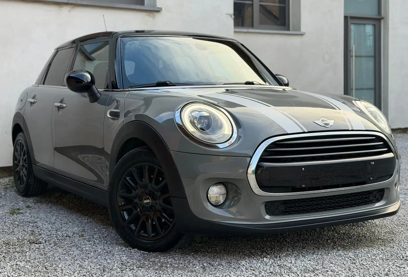 MINI Cooper D 1.5 DA (EU6c) Grijs - 2