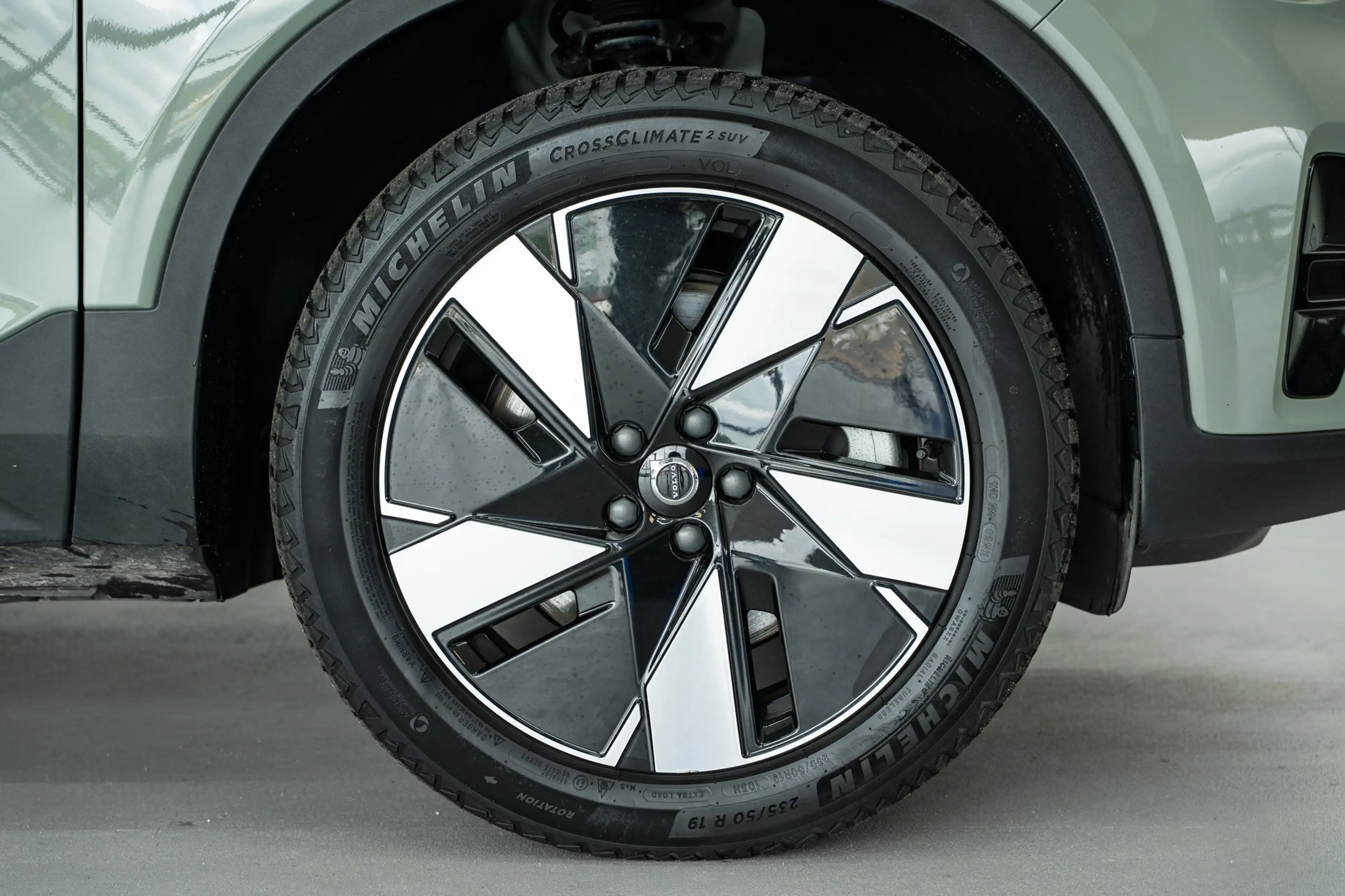 Volvo C40 Extended Range Plus 82 kWh | Trekhaak | Privacy gl — photo 7