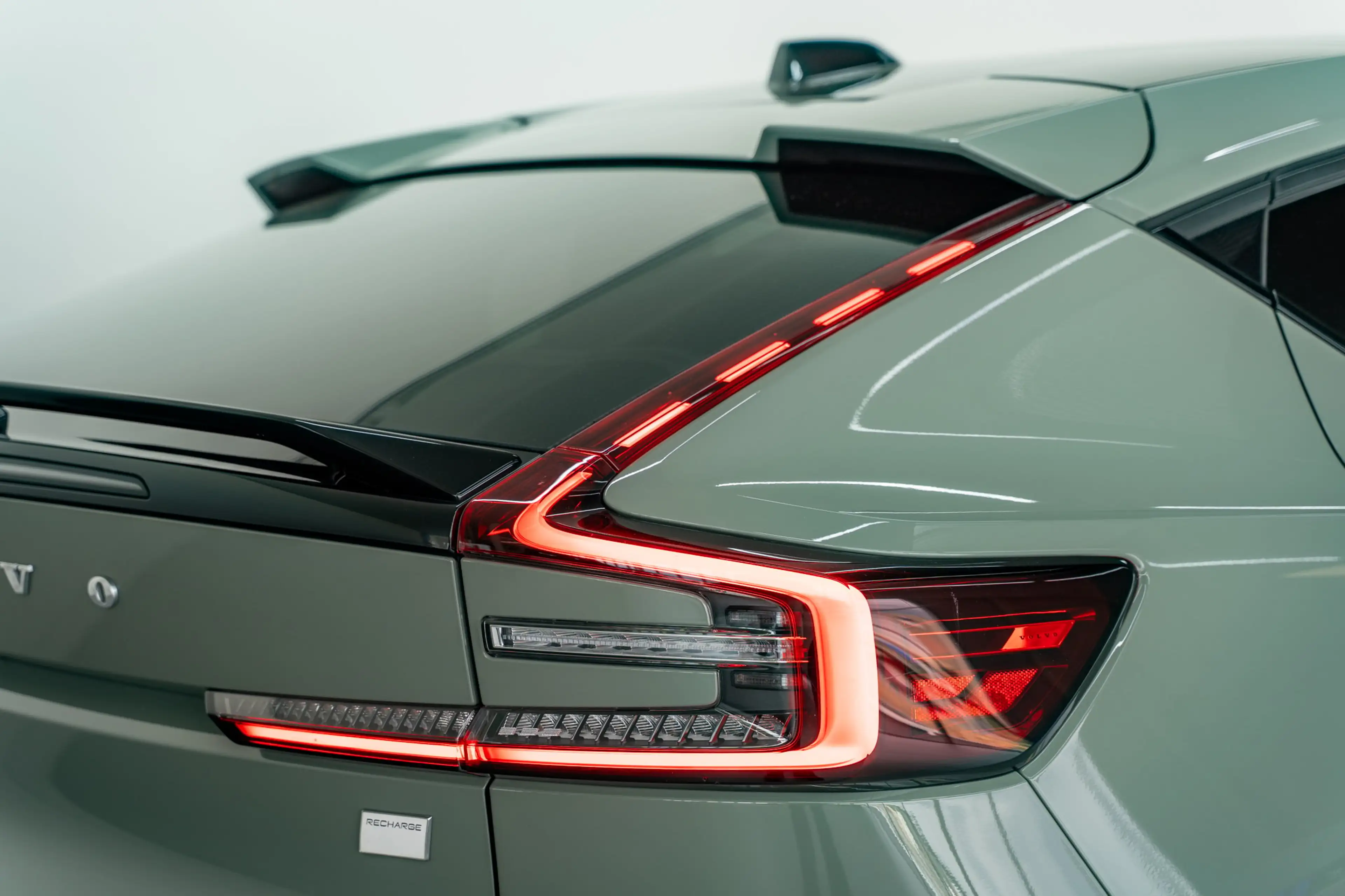 Volvo C40 Extended Range Plus 82 kWh | Trekhaak | Privacy gl — photo 15