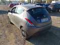 Lancia Ypsilon 1.0 70cv hybrid silver Grau - thumbnail 4